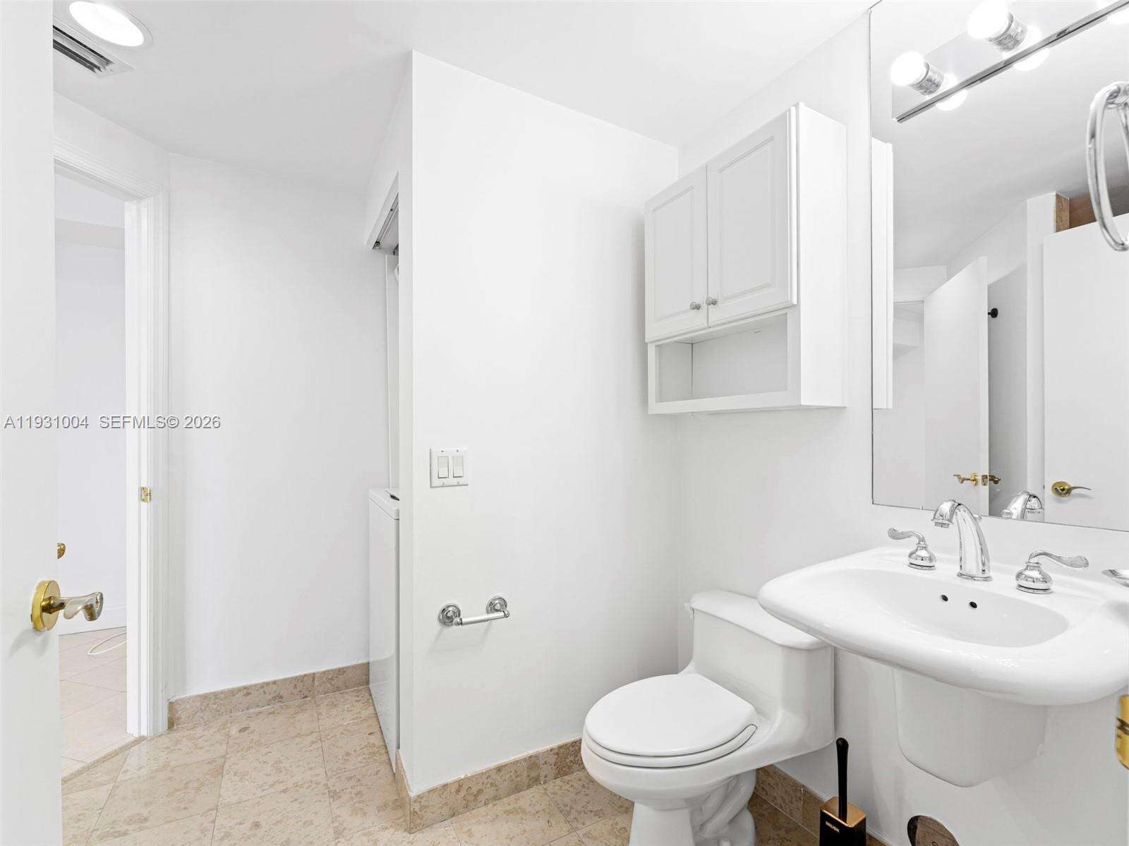Blue Diamond at Miami Beach, FL 33140 - For Rent photo 11