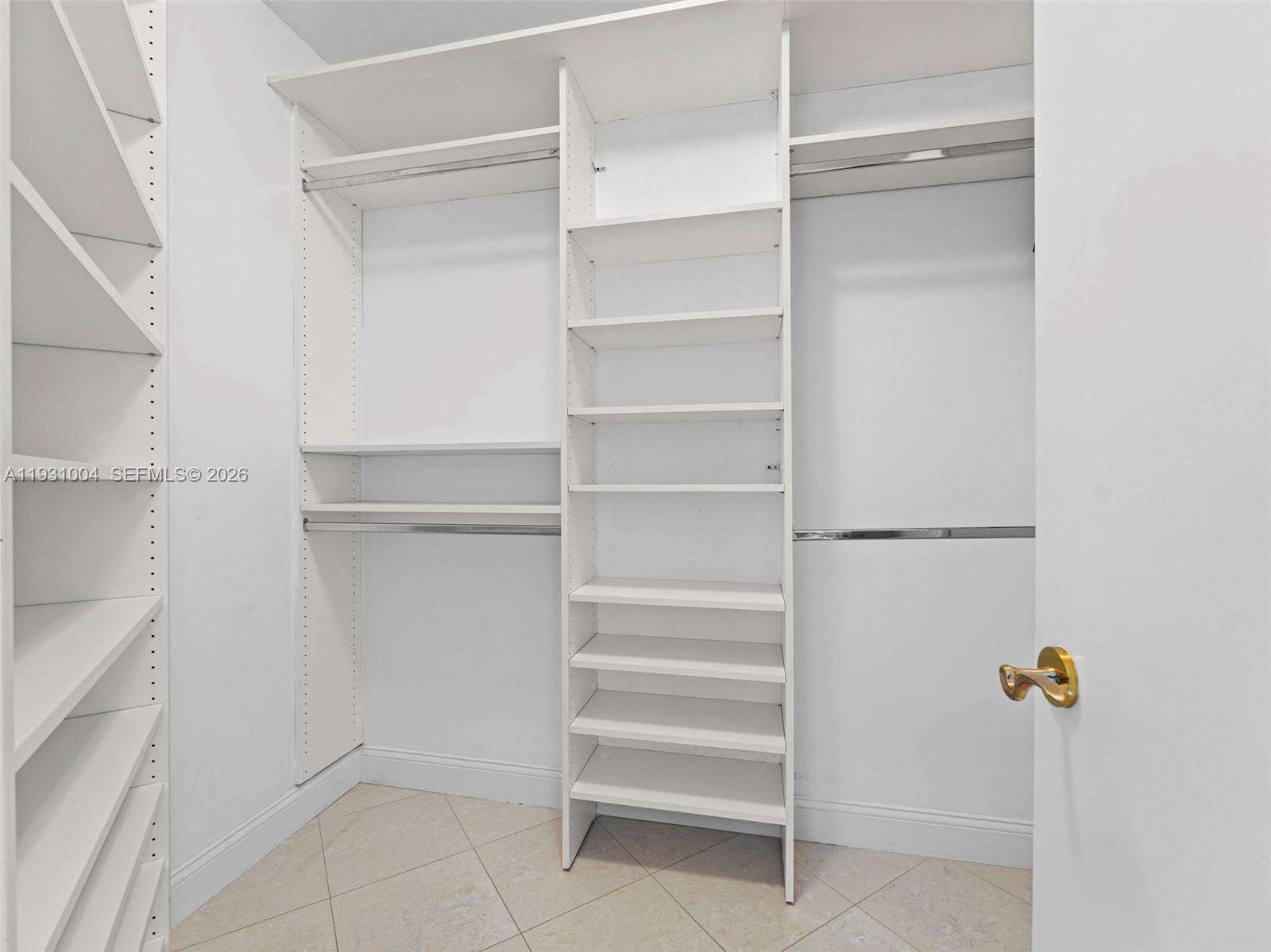 Blue Diamond at Miami Beach, FL 33140 - For Rent photo 15