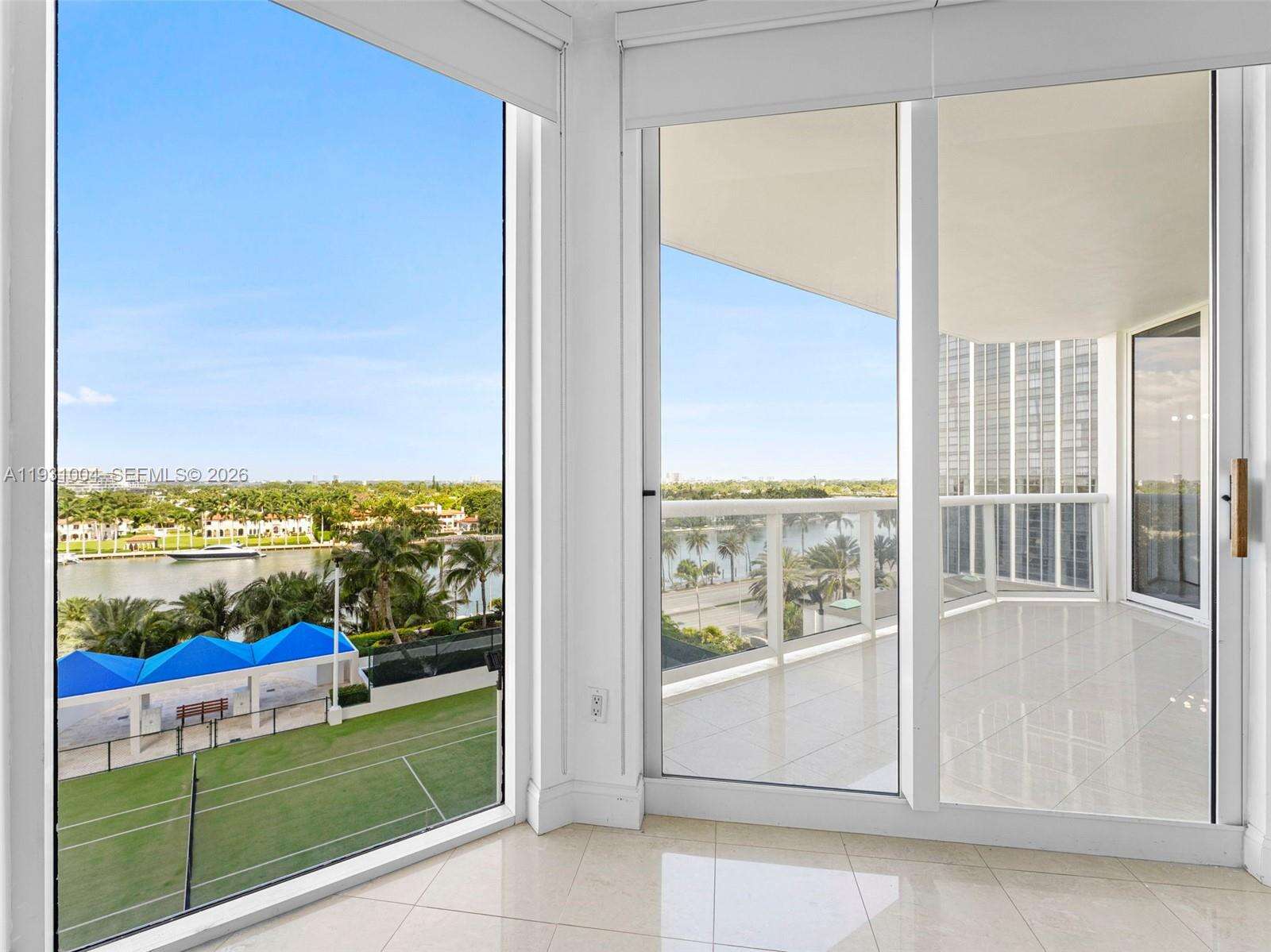 Blue Diamond at Miami Beach, FL 33140 - For Rent photo 19