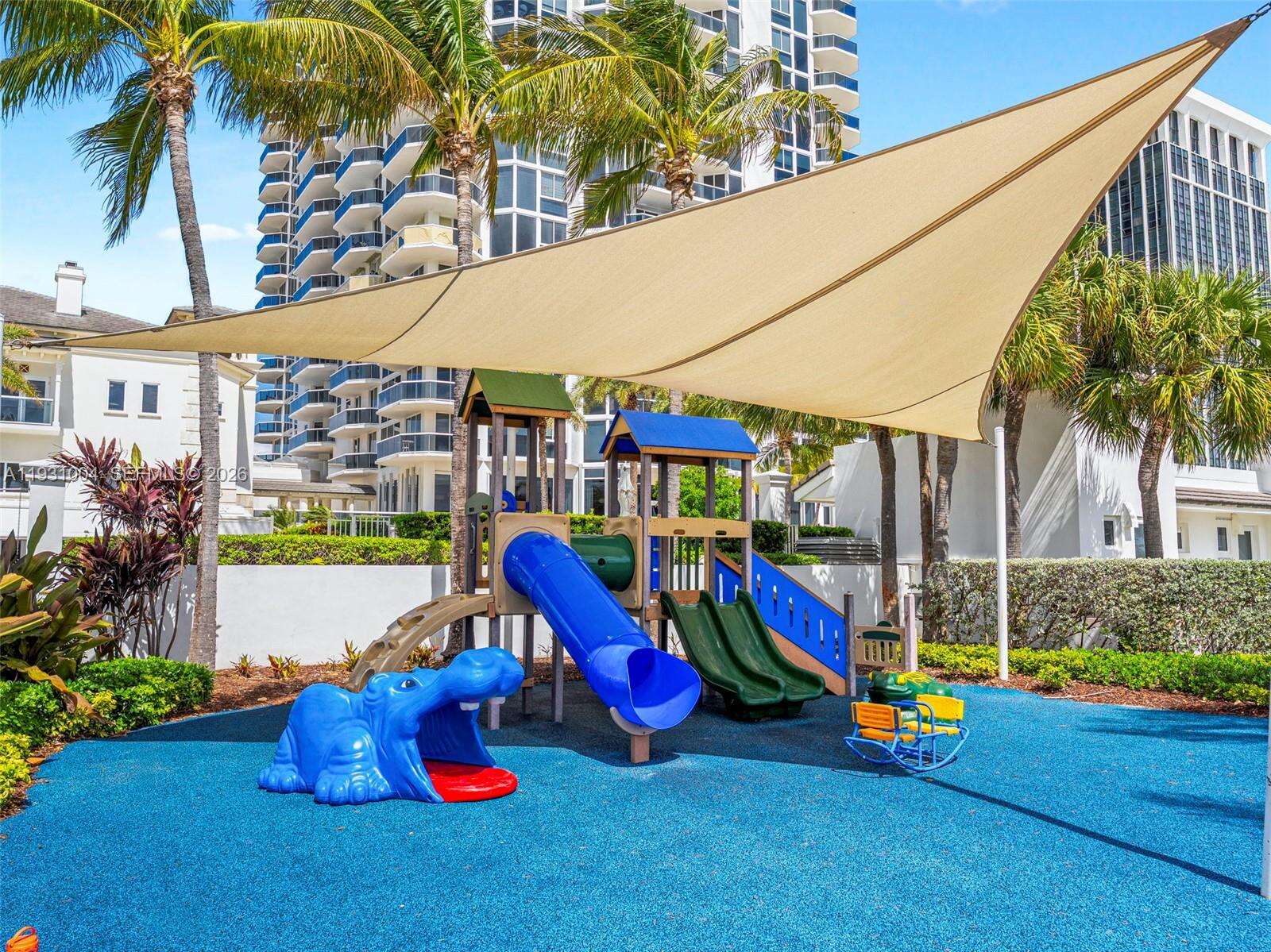 Blue Diamond at Miami Beach, FL 33140 - For Rent photo 37