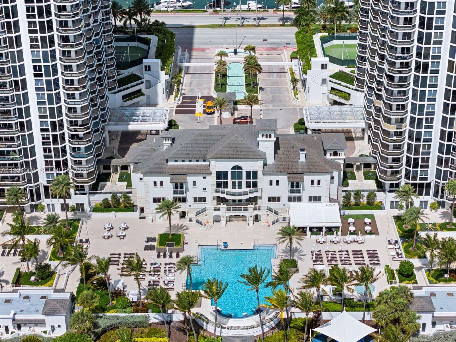 Blue Diamond at Miami Beach, FL 33140 - For Rent photo 49