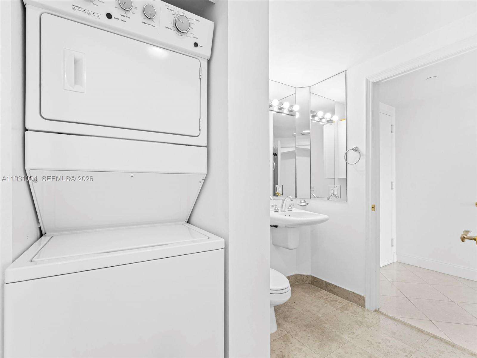 Blue Diamond at Miami Beach, FL 33140 - For Rent photo 10
