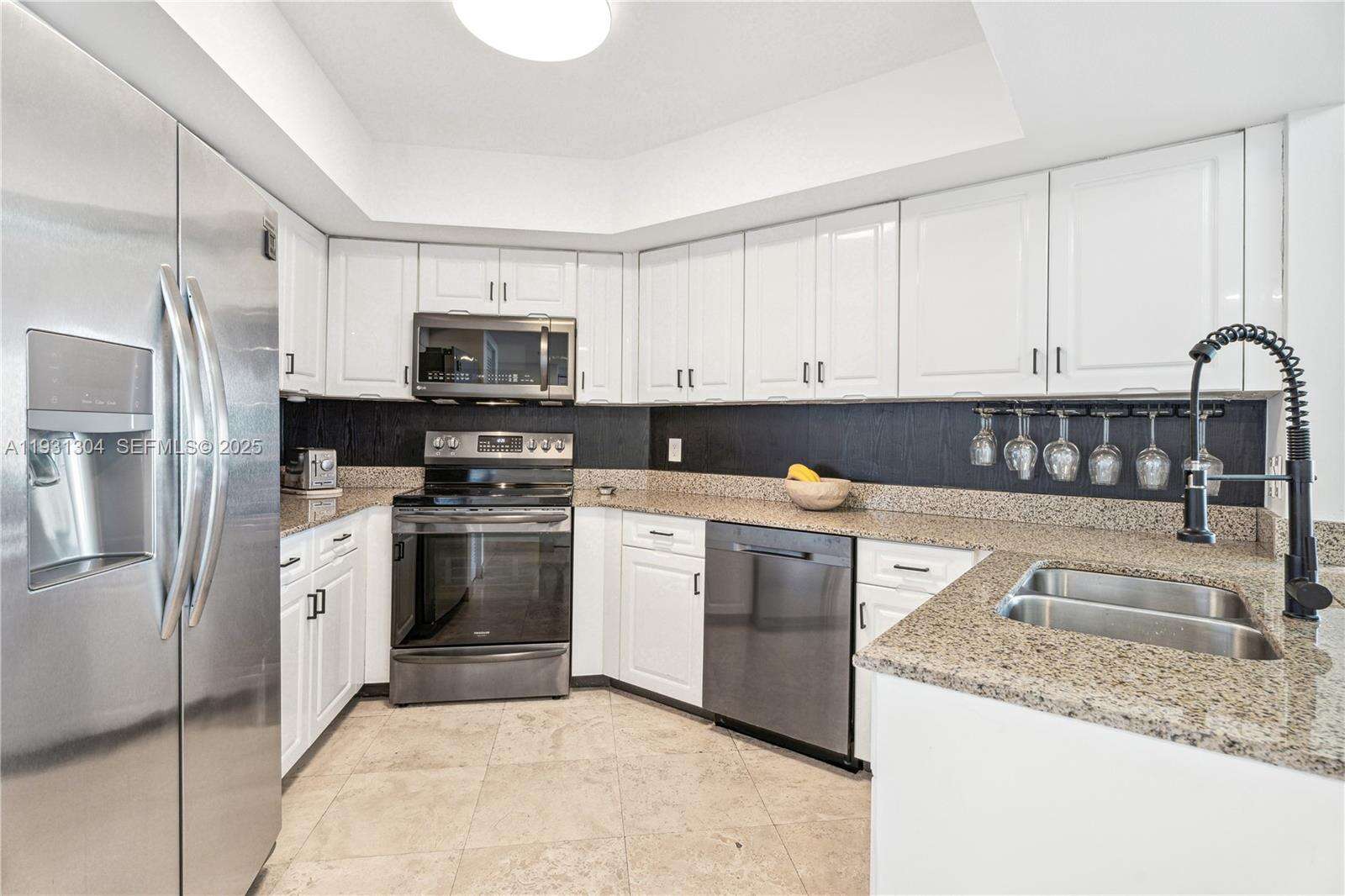 1900 Sunset Harbour Dr, Miami Beach, FL 33139 - For Rent photo 5