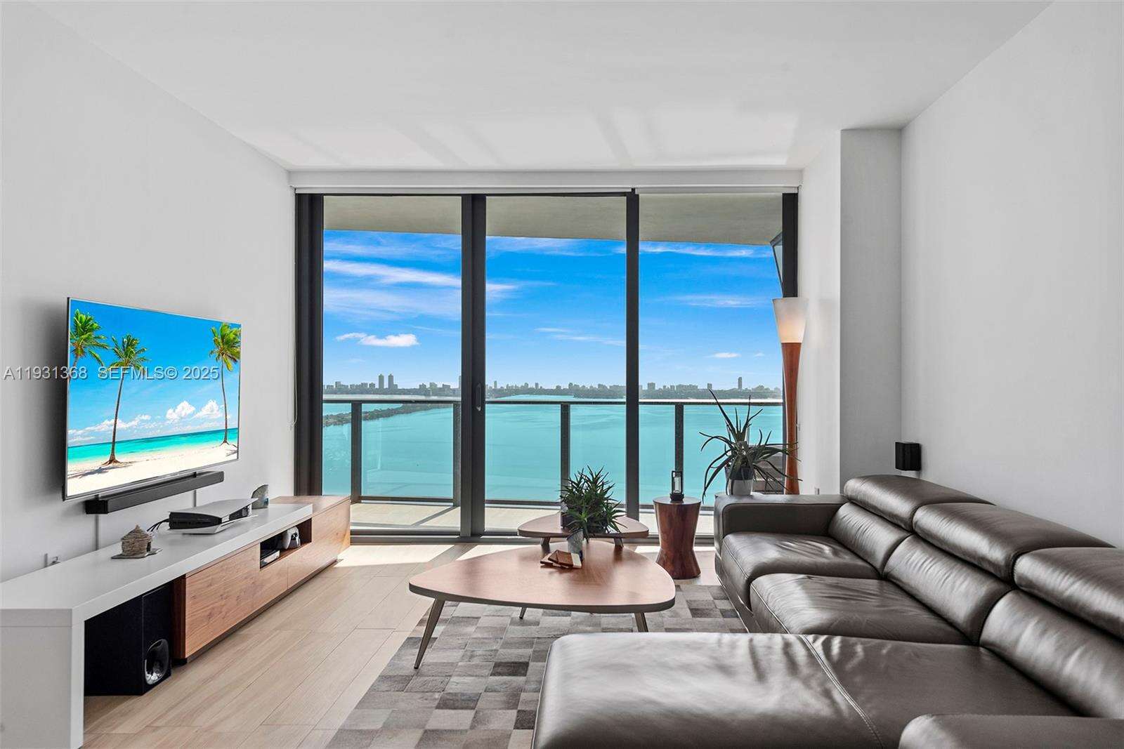 Icon Bay at 460 28 St, Miami, FL 33137 - For Rent photo 13