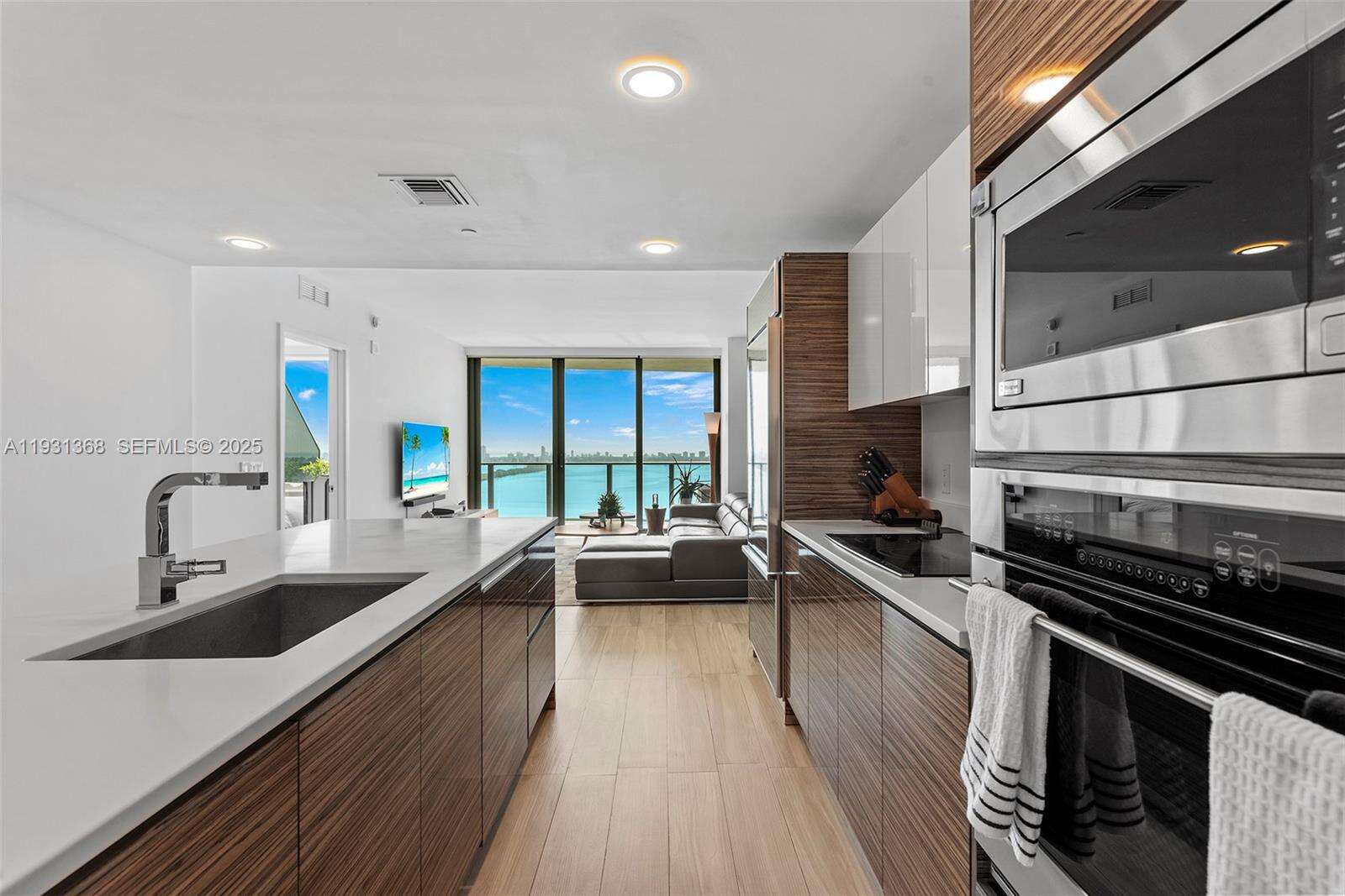 Icon Bay at 460 28 St, Miami, FL 33137 - For Rent photo 18