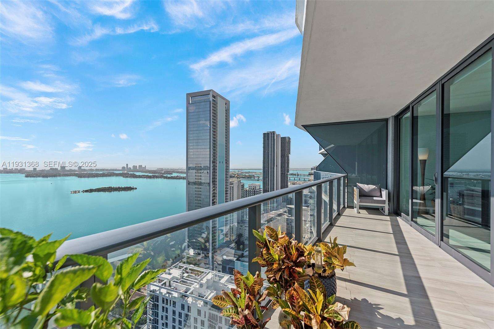 Icon Bay at 460 28 St, Miami, FL 33137 - For Rent photo 3