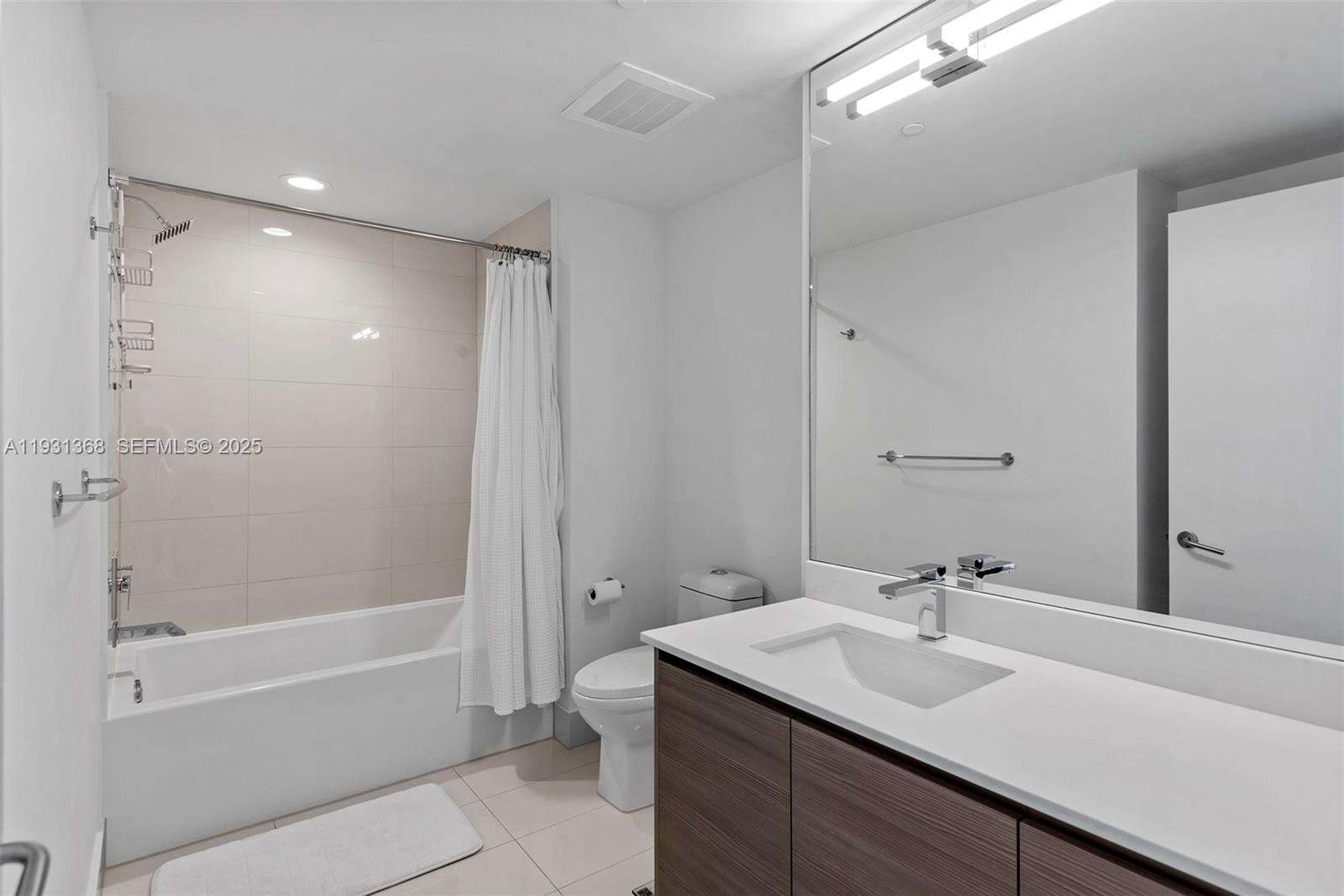 Icon Bay at 460 28 St, Miami, FL 33137 - For Rent photo 39