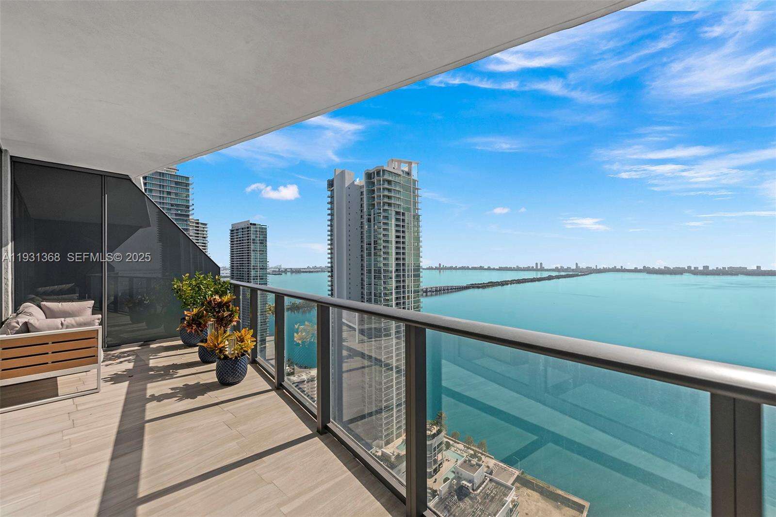 Icon Bay at 460 28 St, Miami, FL 33137 - For Rent photo 40