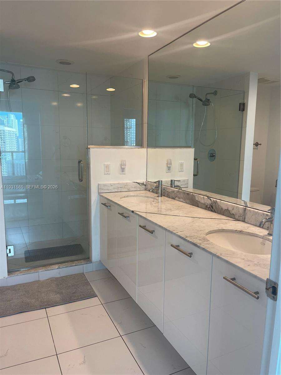 500 Brickell at 500 Brickell Ave, Miami, FL 33131 - For Rent photo 26