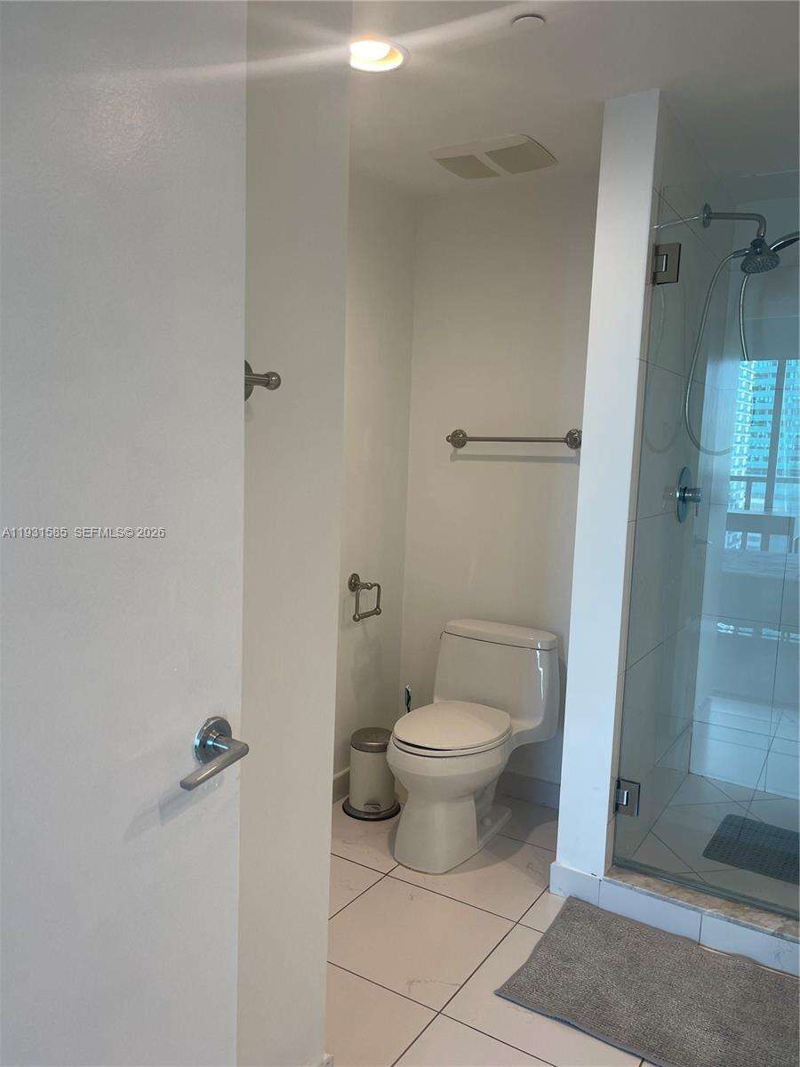 500 Brickell at 500 Brickell Ave, Miami, FL 33131 - For Rent photo 27