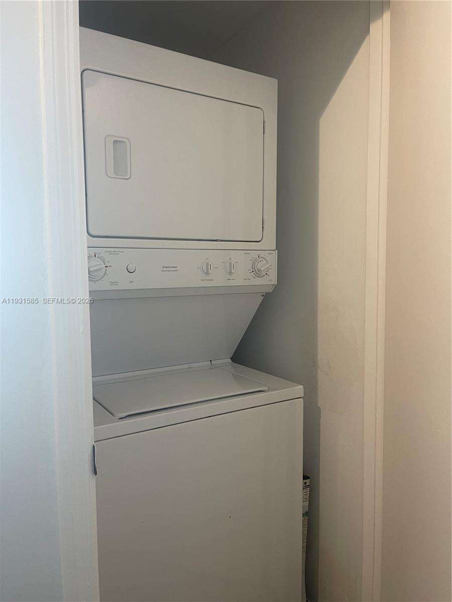 500 Brickell at 500 Brickell Ave, Miami, FL 33131 - For Rent photo 29