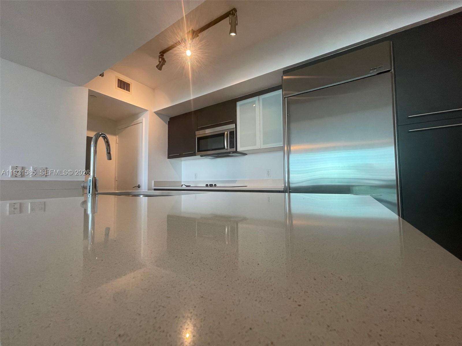 500 Brickell at 500 Brickell Ave, Miami, FL 33131 - For Rent photo 5