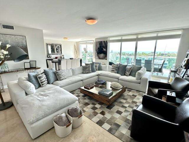 Hamptons South at 20201 Country Club Dr, Aventura, FL 33180 - For Rent photo 18