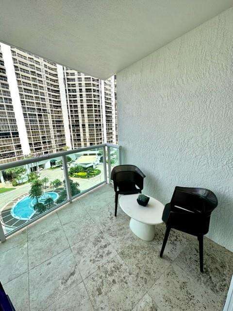 Hamptons South at 20201 Country Club Dr, Aventura, FL 33180 - For Rent photo 32