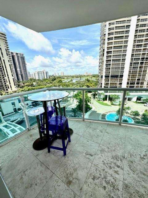 Hamptons South at 20201 Country Club Dr, Aventura, FL 33180 - For Rent photo 33
