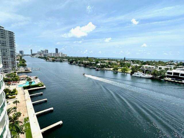 Hamptons South at 20201 Country Club Dr, Aventura, FL 33180 - For Rent photo 51