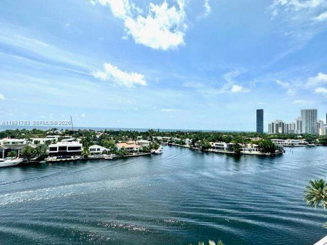 Hamptons South at 20201 Country Club Dr, Aventura, FL 33180 - For Rent photo 53