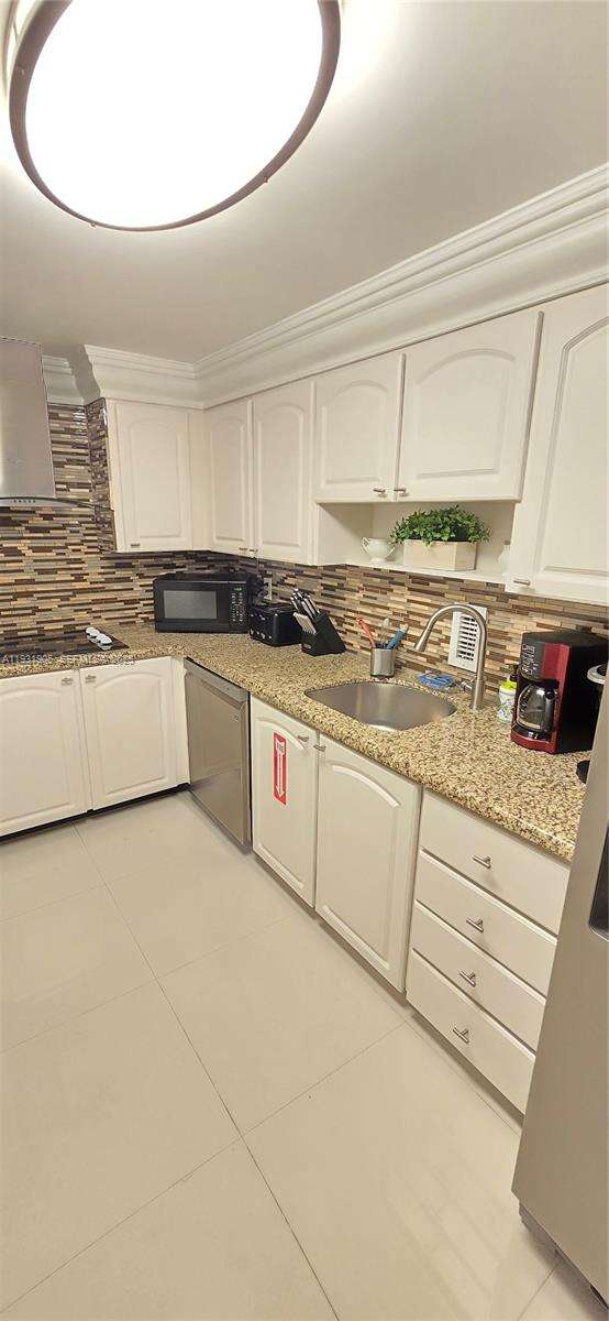 Sian Ocean Residences at 4001 Ocean Dr, Hollywood, FL 33019 - For Rent photo 19