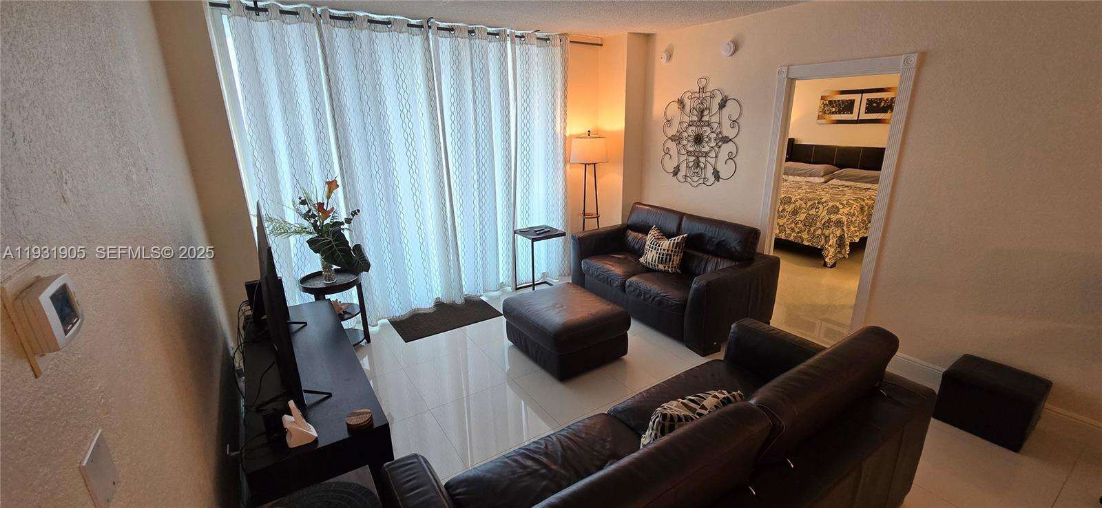 Sian Ocean Residences at 4001 Ocean Dr, Hollywood, FL 33019 - For Rent photo 20