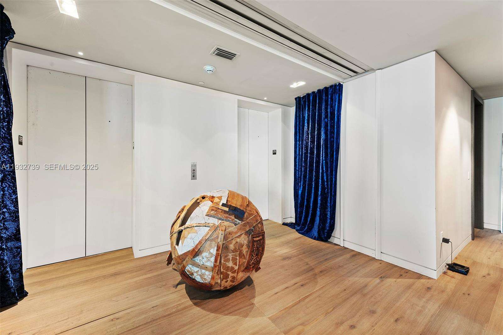 The Ritz Carlton Condos For Sale & Rent at Bal Harbour, FL 33154 - For Rent photo 18
