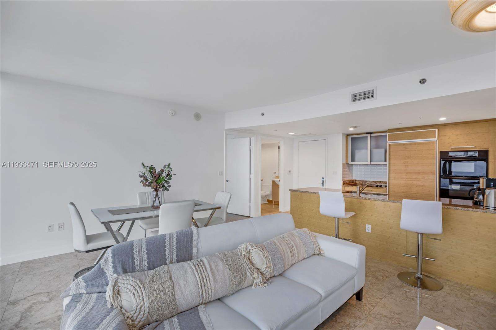 The Beach Club Two at 1830 Ocean Dr, Hallandale Beach, FL 33009 - For Rent photo 11