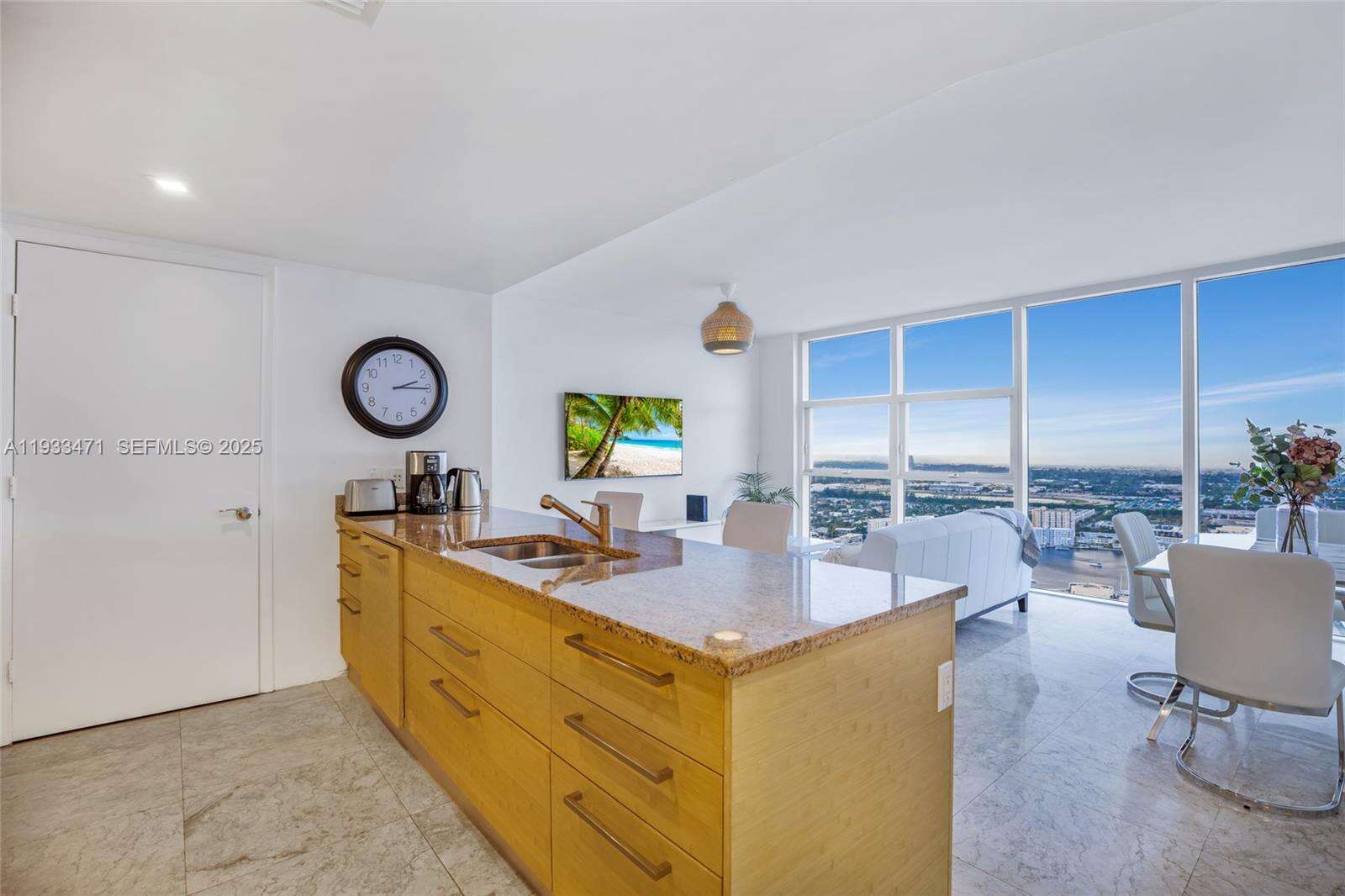 The Beach Club Two at 1830 Ocean Dr, Hallandale Beach, FL 33009 - For Rent photo 5