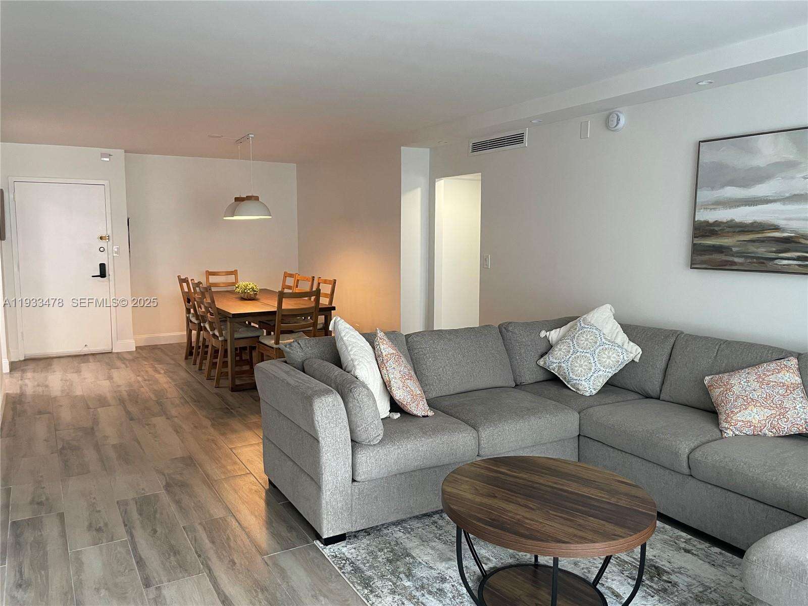 Parker Plaza at 2030 Ocean Dr, Hallandale Beach, FL 33009 - For Rent photo 2