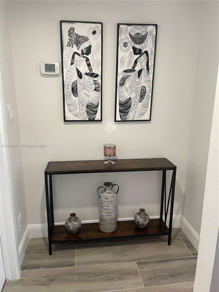 Parker Plaza at 2030 Ocean Dr, Hallandale Beach, FL 33009 - For Rent photo 17