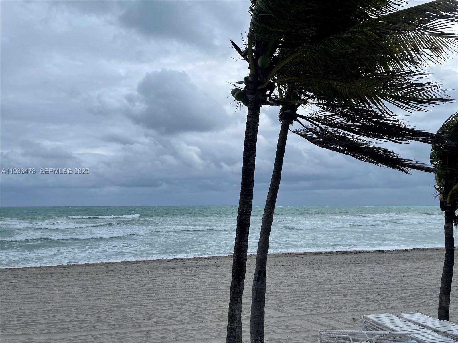 Parker Plaza at 2030 Ocean Dr, Hallandale Beach, FL 33009 - For Rent photo 35