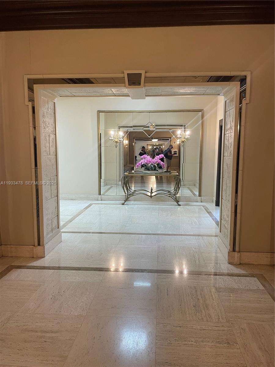 Parker Plaza at 2030 Ocean Dr, Hallandale Beach, FL 33009 - For Rent photo 39