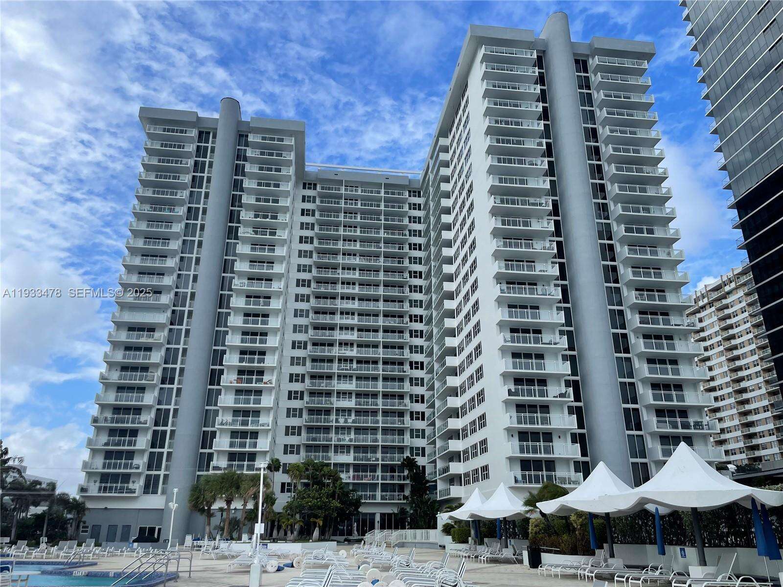 Parker Plaza at 2030 Ocean Dr, Hallandale Beach, FL 33009 - For Rent photo 45