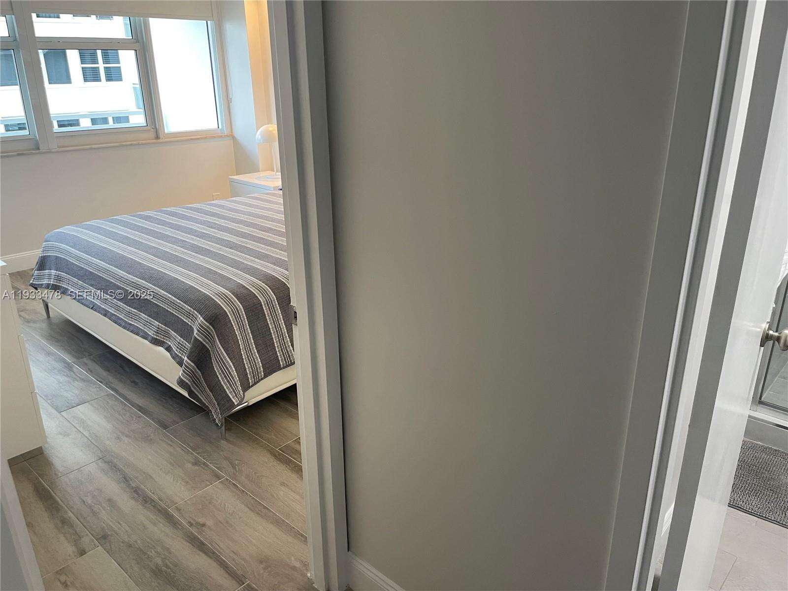 Parker Plaza at 2030 Ocean Dr, Hallandale Beach, FL 33009 - For Rent photo 10