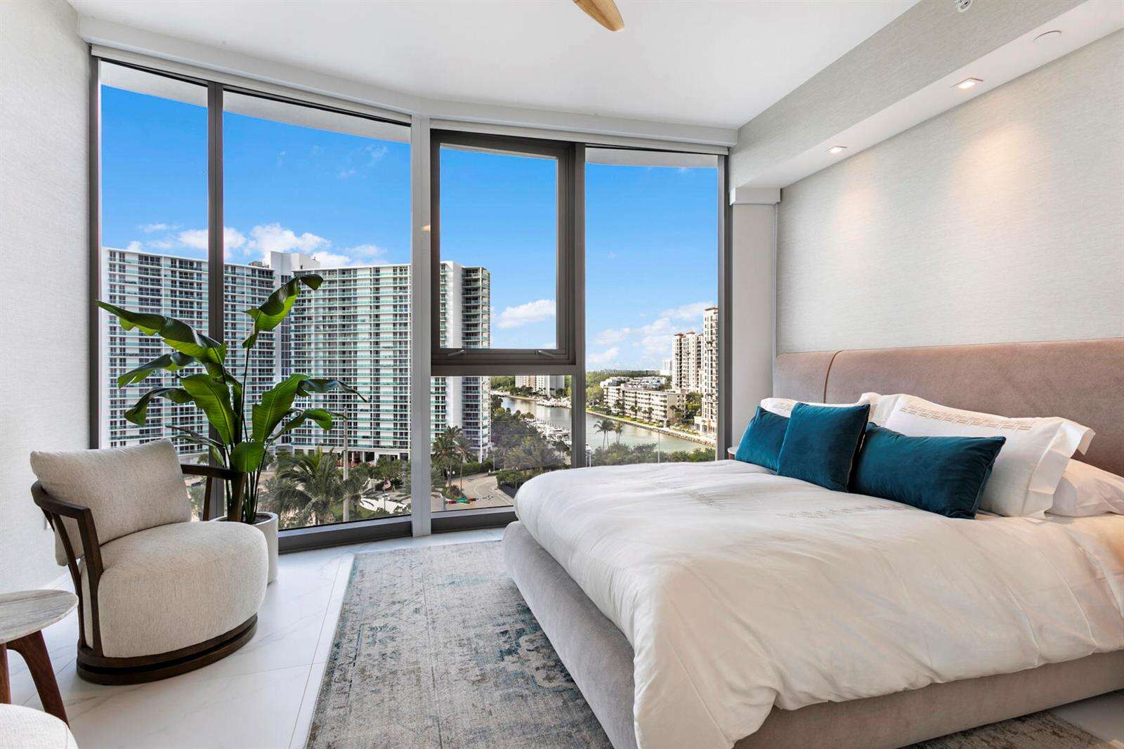 Ritz Carlton Residences at 15701 Collins, Sunny Isles Beach, FL 33160 - For Rent photo 6