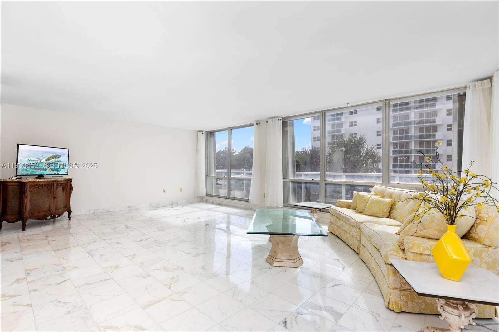 Aquarius at 2751 Ocean Dr, Hollywood, FL 33019 - For Rent photo 1
