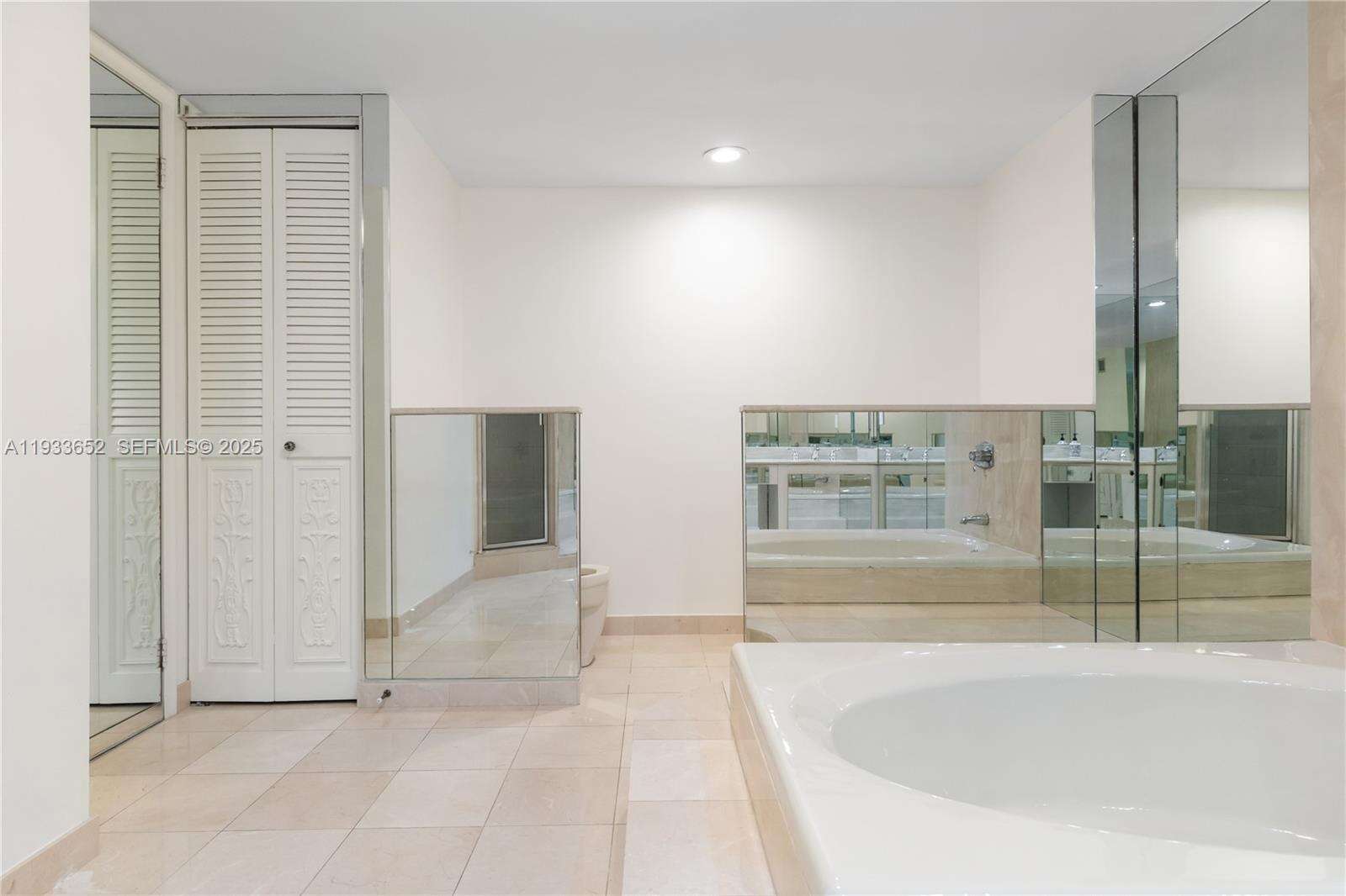 Aquarius at 2751 Ocean Dr, Hollywood, FL 33019 - For Rent photo 24
