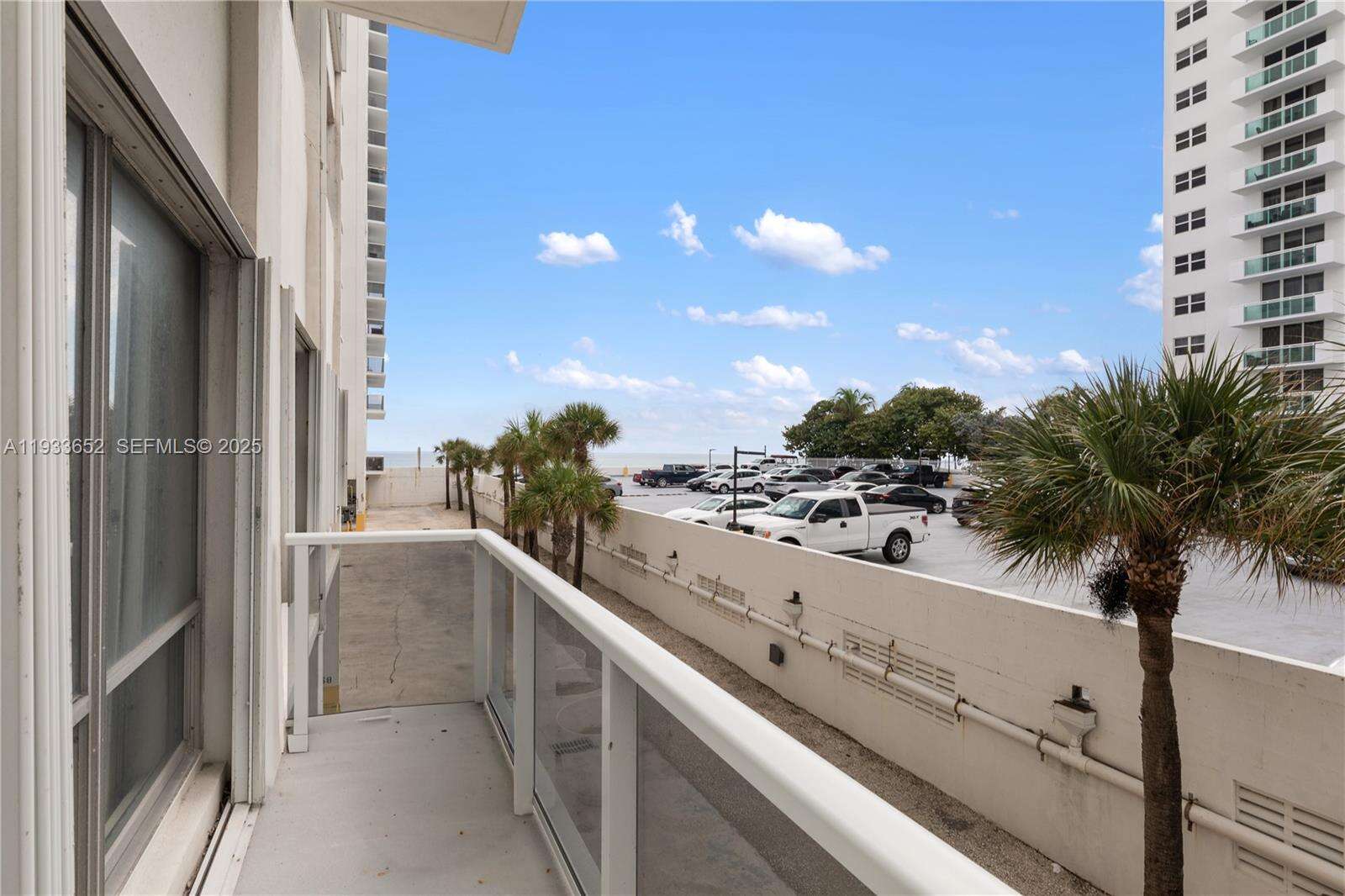 Aquarius at 2751 Ocean Dr, Hollywood, FL 33019 - For Rent photo 29