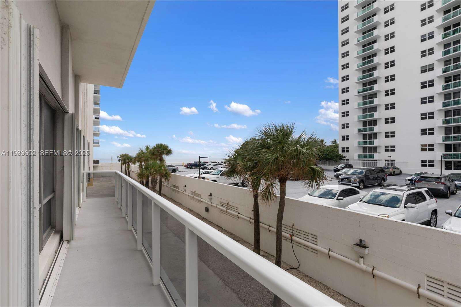Aquarius at 2751 Ocean Dr, Hollywood, FL 33019 - For Rent photo 32