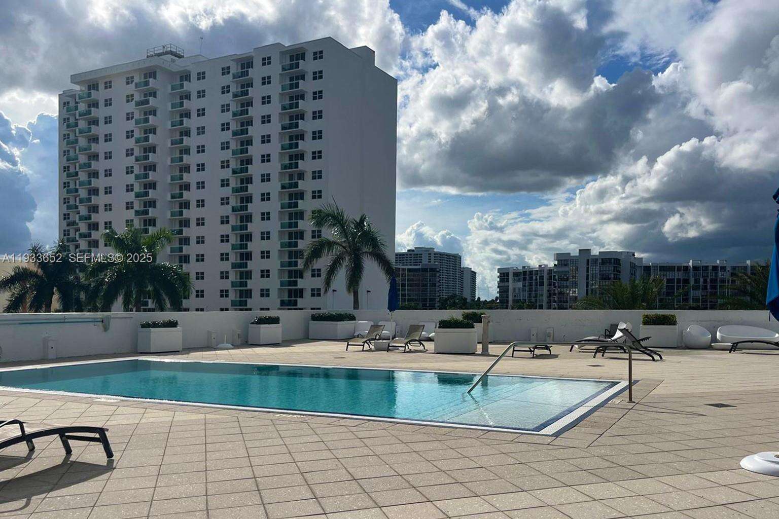 Aquarius at 2751 Ocean Dr, Hollywood, FL 33019 - For Rent photo 39
