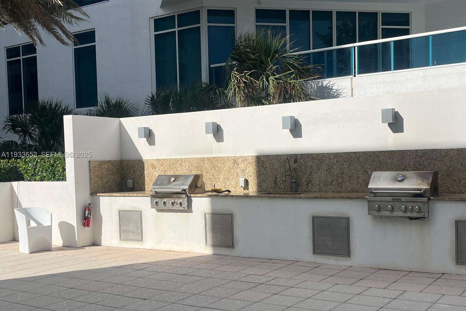 Aquarius at 2751 Ocean Dr, Hollywood, FL 33019 - For Rent photo 42