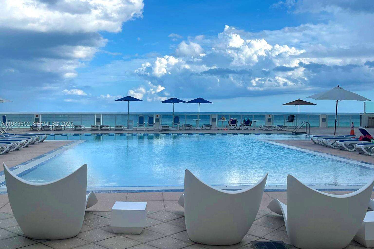 Aquarius at 2751 Ocean Dr, Hollywood, FL 33019 - For Rent photo 43