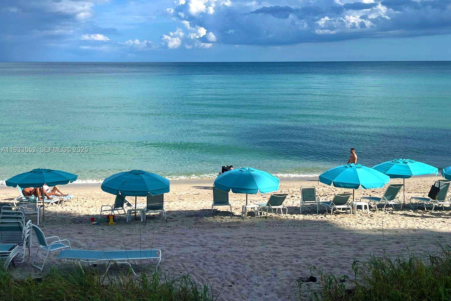 Aquarius at 2751 Ocean Dr, Hollywood, FL 33019 - For Rent photo 45