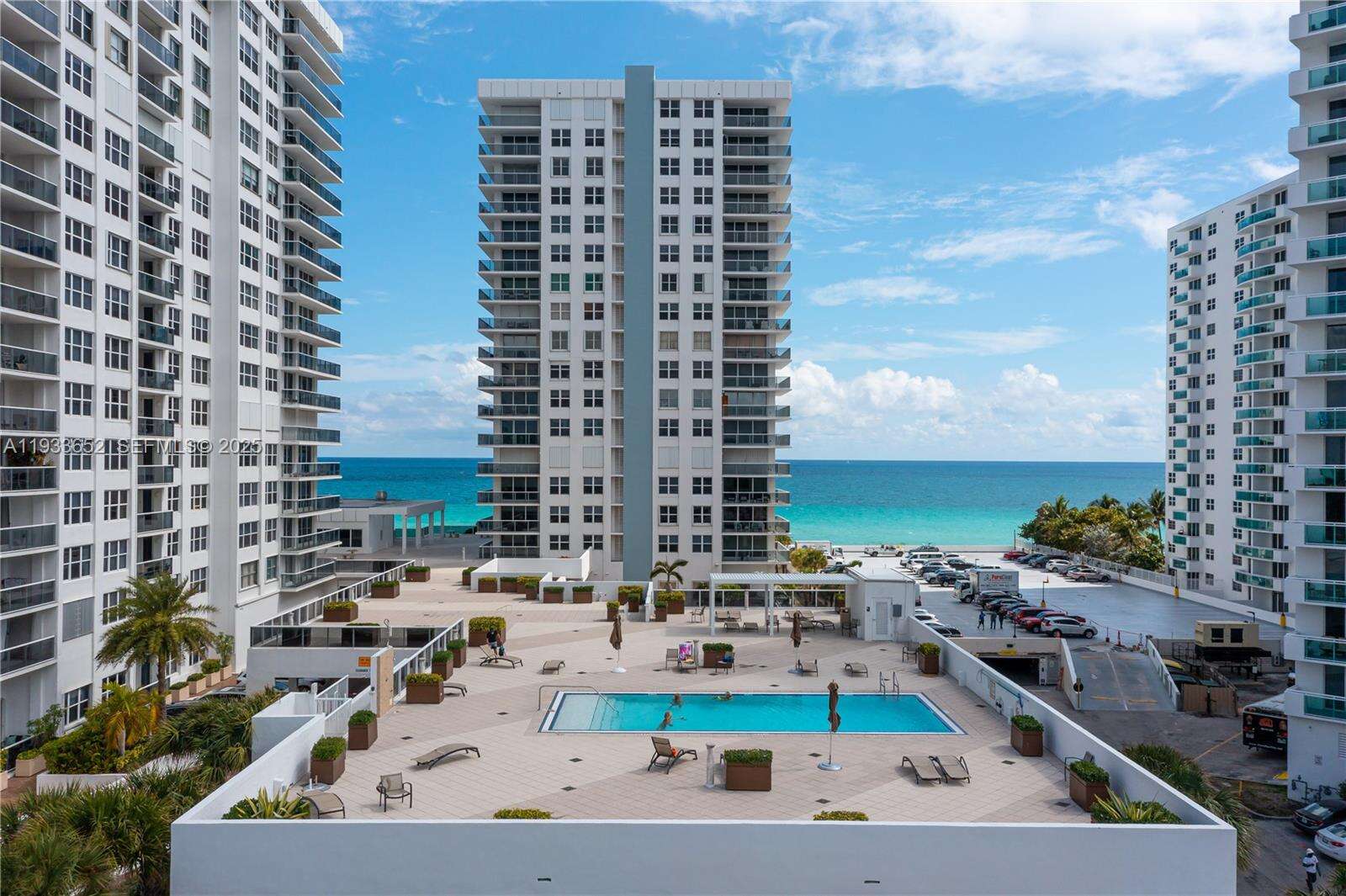 Aquarius at 2751 Ocean Dr, Hollywood, FL 33019 - For Rent photo 48