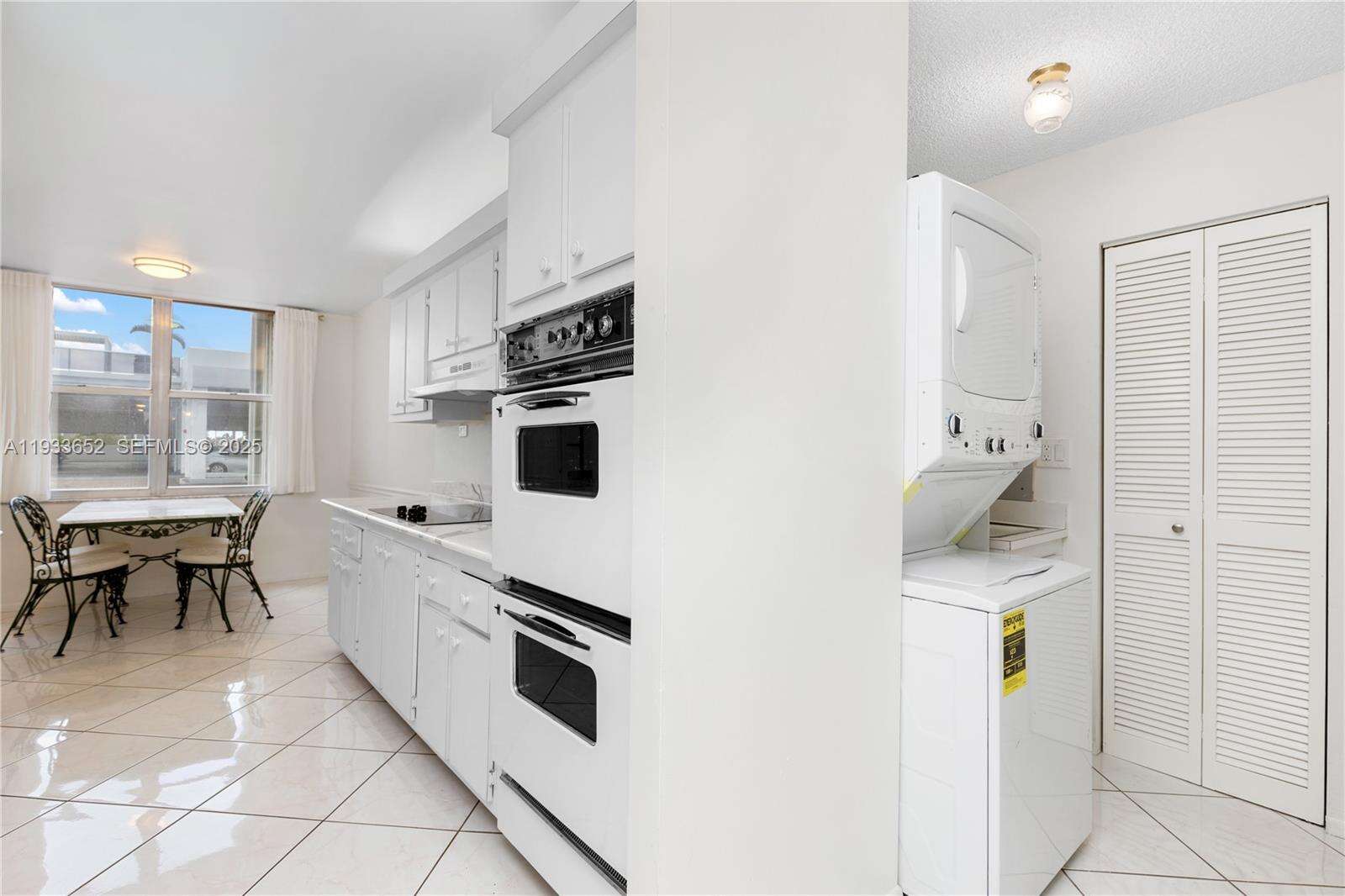 Aquarius at 2751 Ocean Dr, Hollywood, FL 33019 - For Rent photo 8