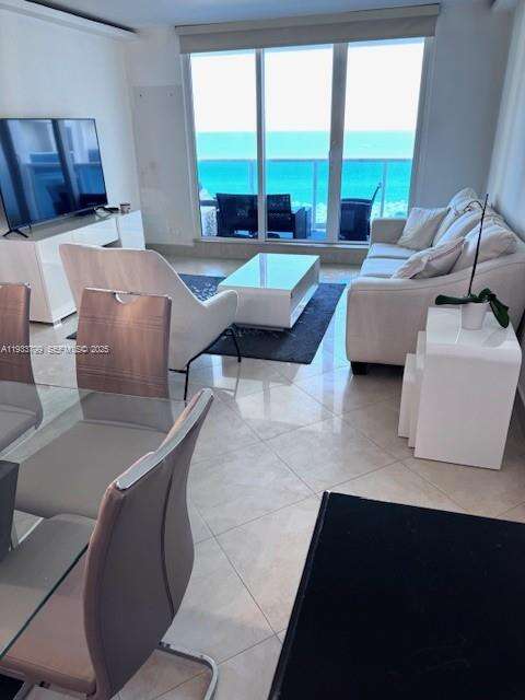 Roney Palace at 2301 Collins Ave, Miami Beach, FL 33139 - For Rent photo 1