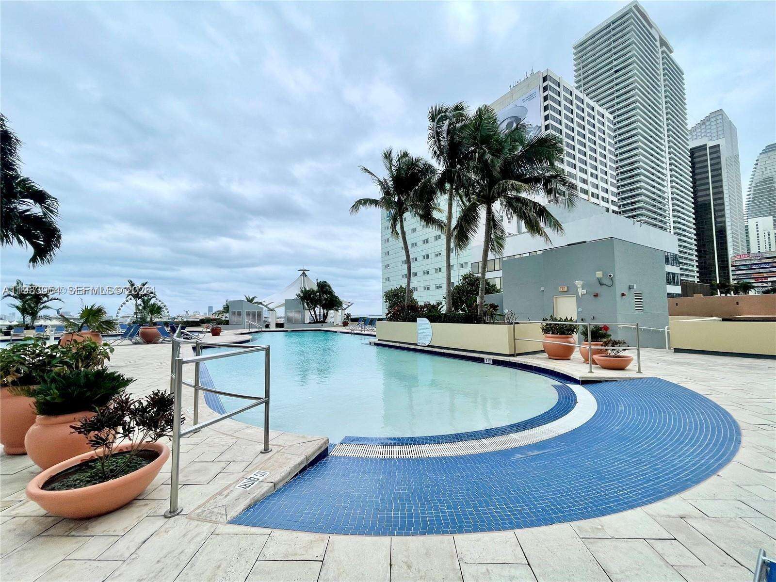 Vizcayne South at 253 2 St, Miami, FL 33132 - For Rent photo 50
