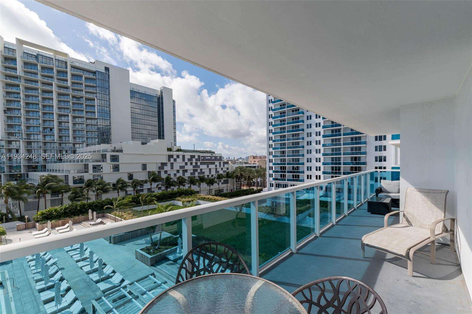 Roney Palace at 2301 Collins Ave, Miami Beach, FL 33139 - For Rent photo 13