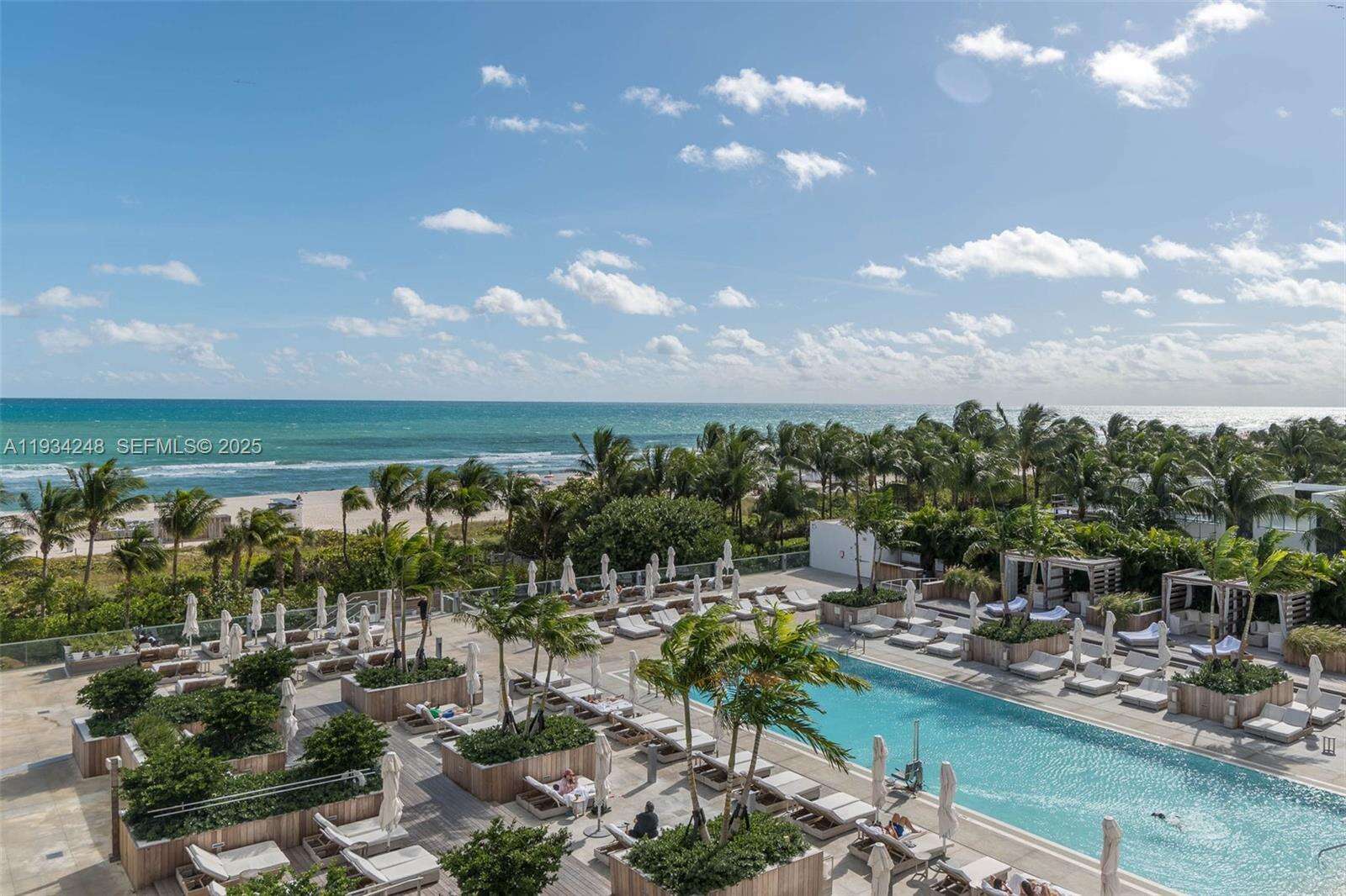 Roney Palace at 2301 Collins Ave, Miami Beach, FL 33139 - For Rent photo 19