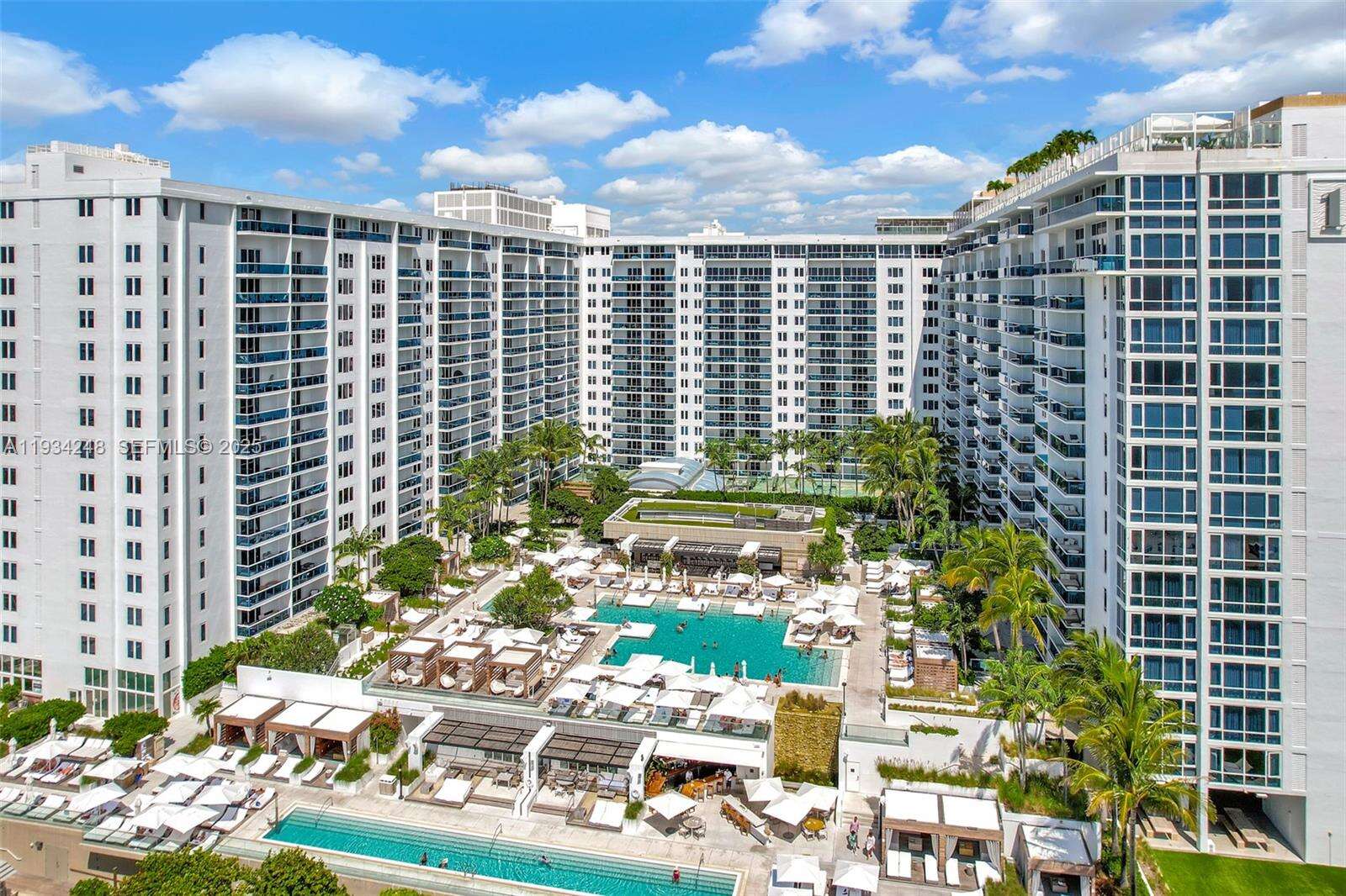 Roney Palace at 2301 Collins Ave, Miami Beach, FL 33139 - For Rent photo 26