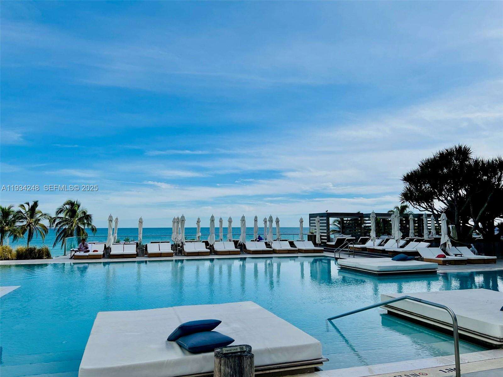 Roney Palace at 2301 Collins Ave, Miami Beach, FL 33139 - For Rent photo 27