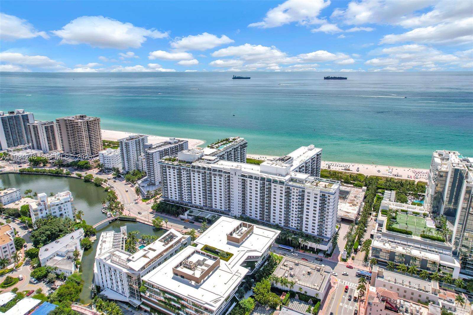 Roney Palace at 2301 Collins Ave, Miami Beach, FL 33139 - For Rent photo 28